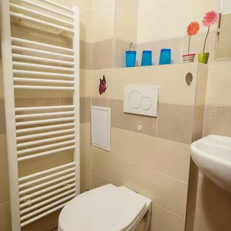 Utulny Druhy Domov V Srdci Ziliny *