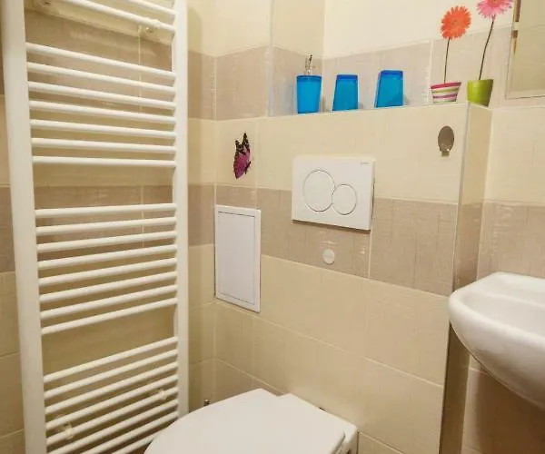 Utulny Druhy Domov V Srdci Ziliny *