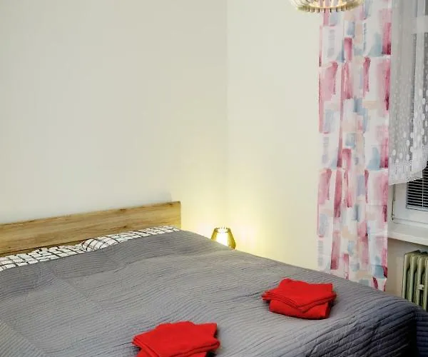 Utulny Druhy Domov V Srdci Ziliny 아파트 질리나