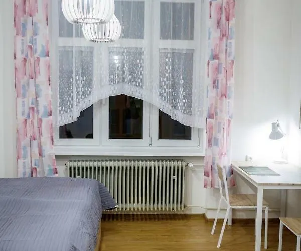 Utulny Druhy Domov V Srdci Ziliny 아파트